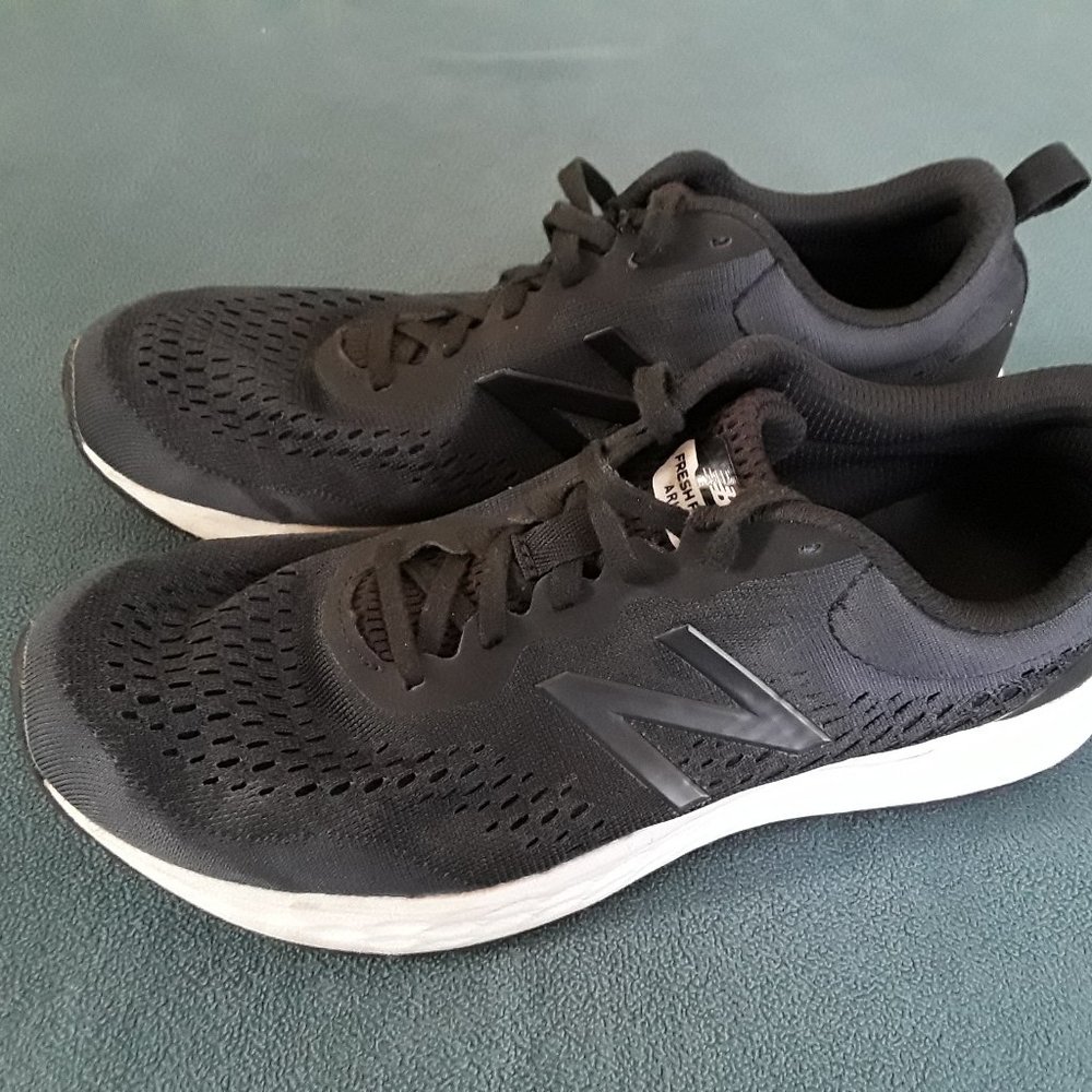 New Balance Fresh Foam Arishi Size 9B